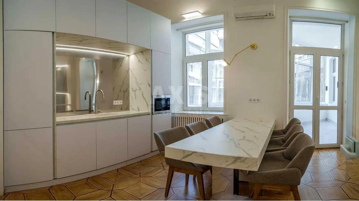 Офис ул. Руставели Шота 22, 180м26853116