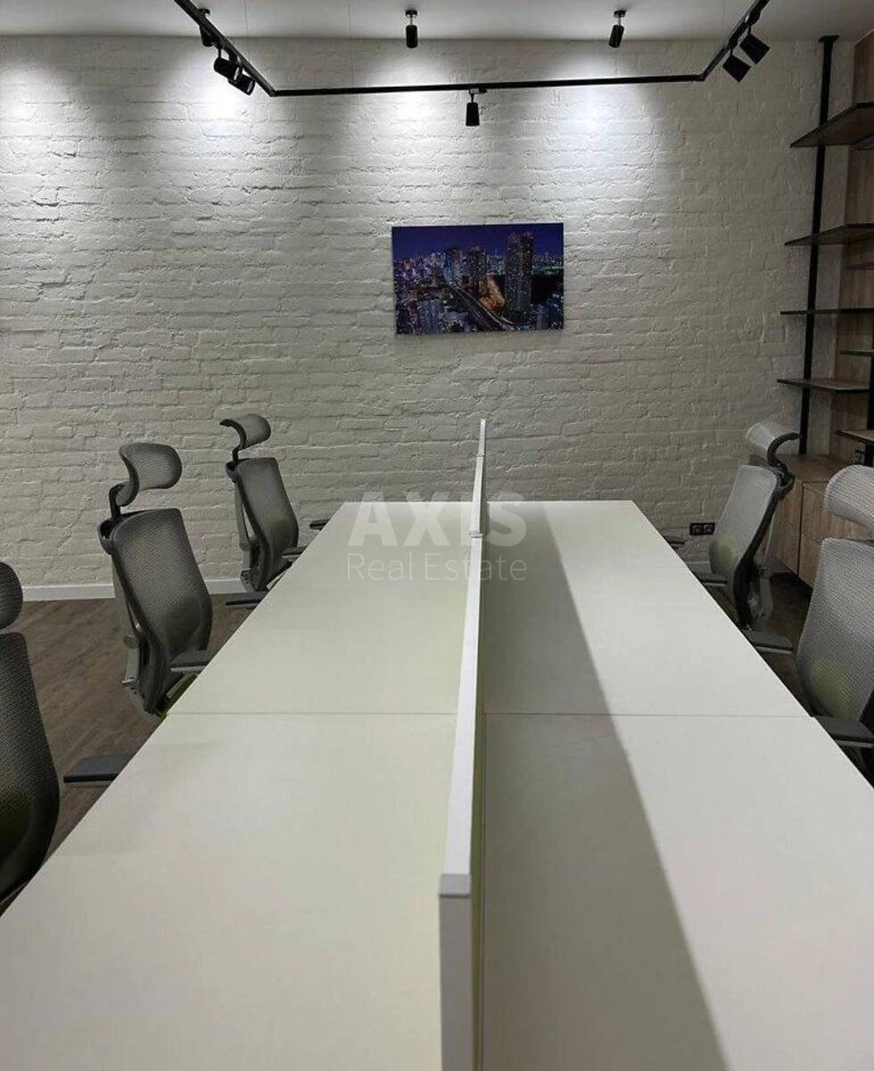 Office vul. Sichovyh Stril'civ 11А, 73m2690902