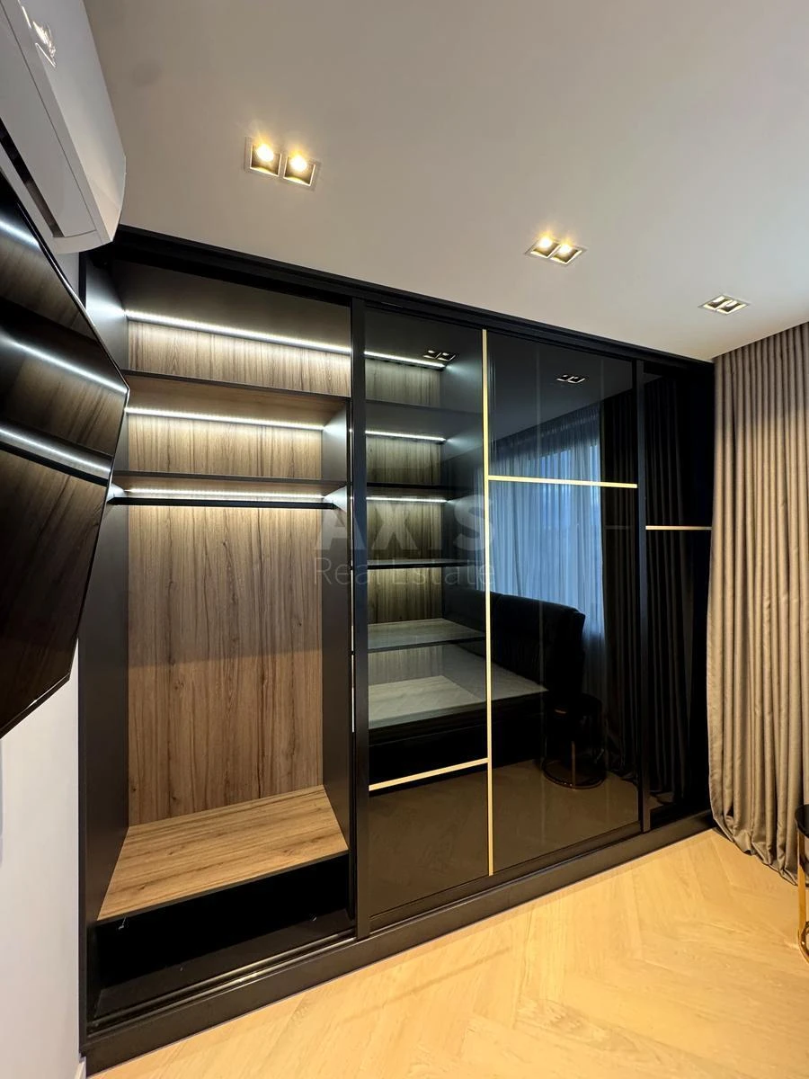 2k apartment vul. Antonovycha 74703291