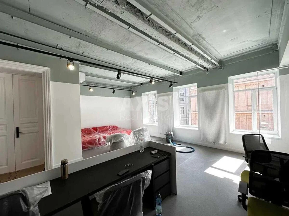 Office bul. Shevchenka Tarasa 48Б, 292m27185312