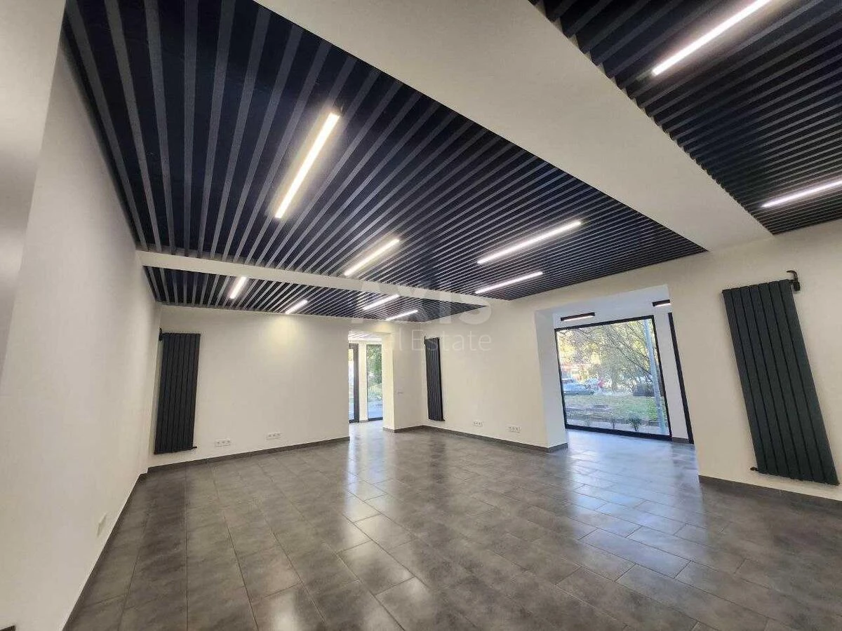 Trade object bul. Pryjmachenko Marii' 4, 70m2672262