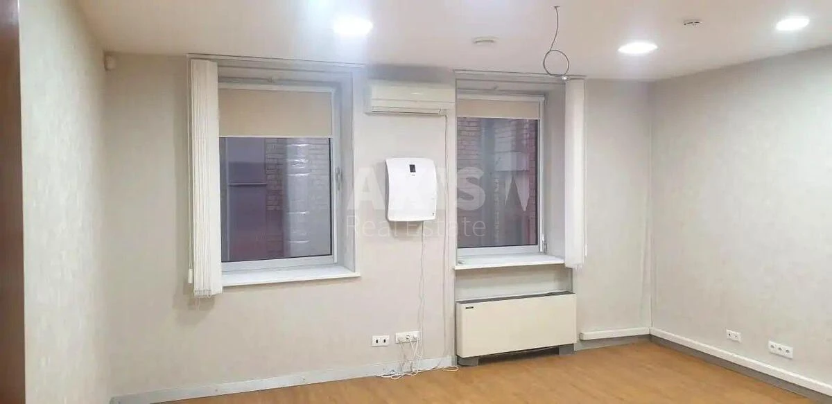 Office vul. Velyka Vasyl'kivs'ka 72, 1081m2720010