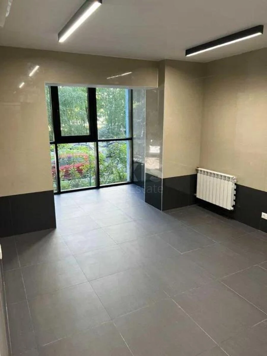 Trade object vul. Dragomanova 8, 100m2674331