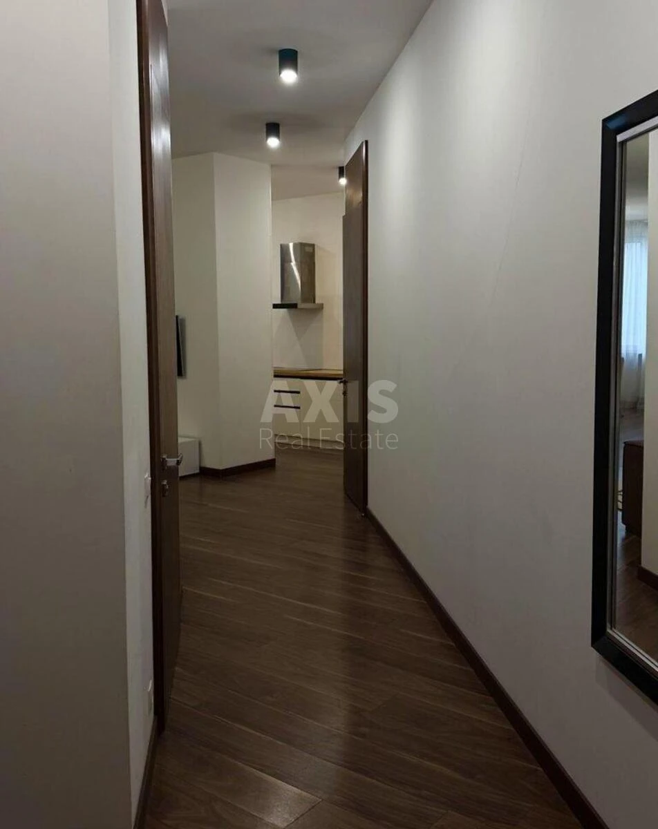 2к квартира ул. Евгения Коновальца 44А7206515