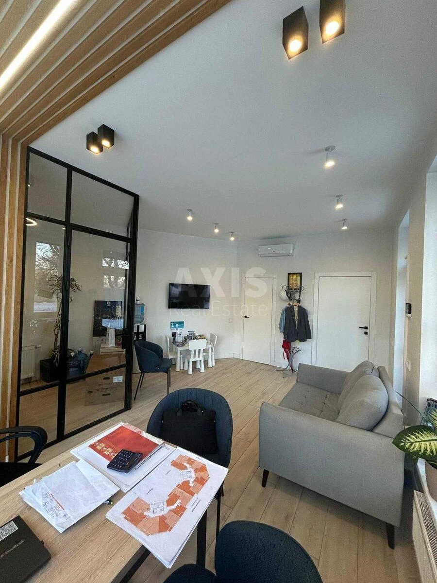 Trade object vul. Zhyvopysna 3, 30m2646598