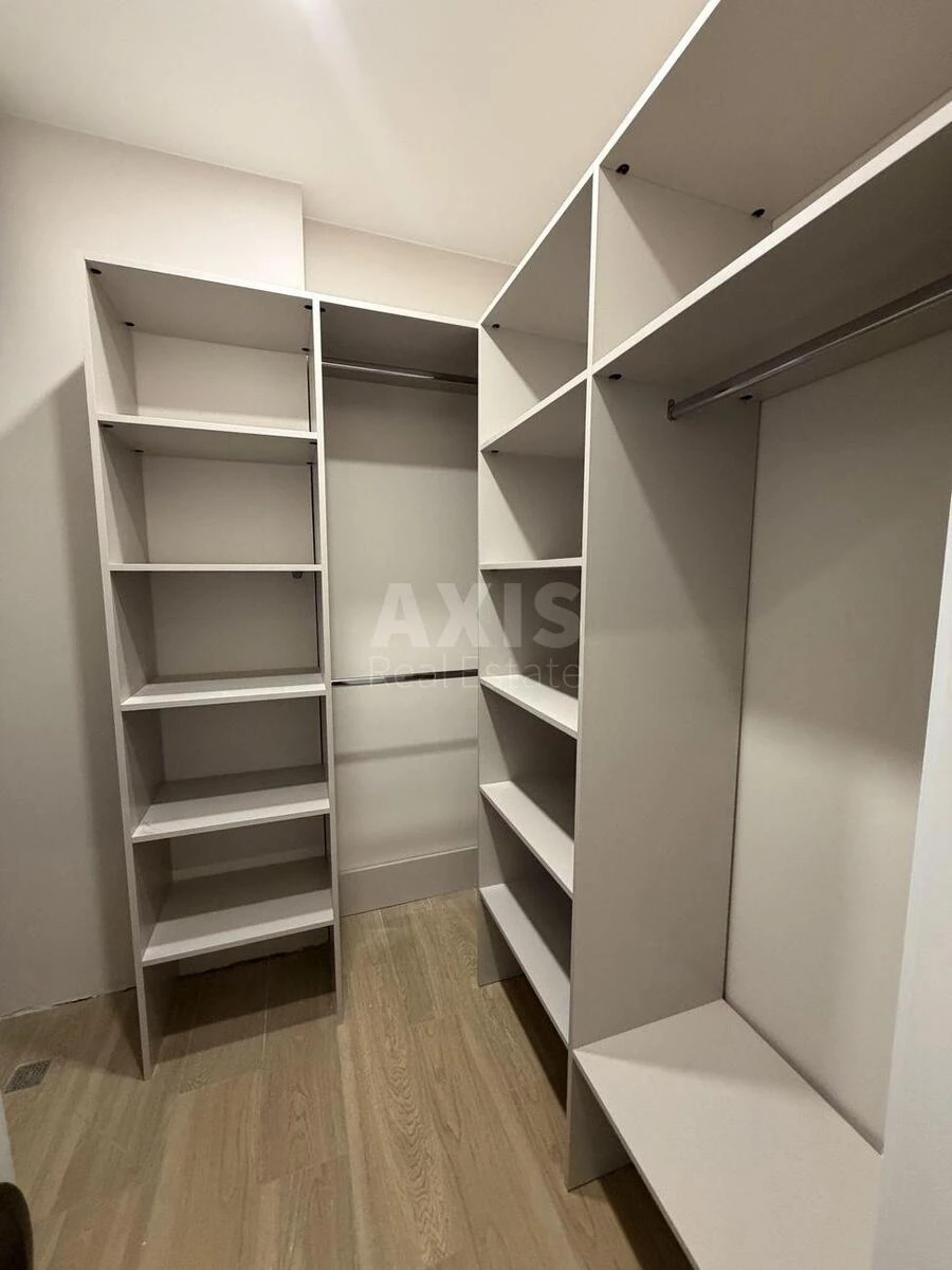 3k apartment vul. Zvirynec'ka 70А6797110