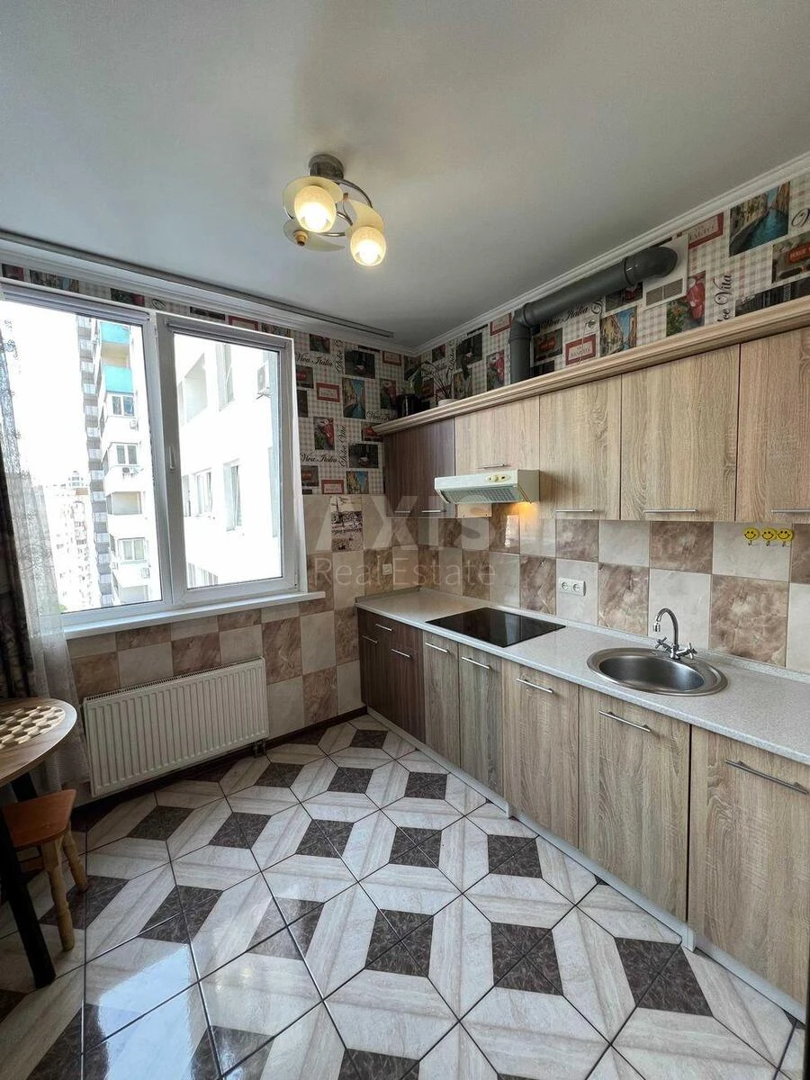 1к квартира ул. Рональда Рейгана 4070948