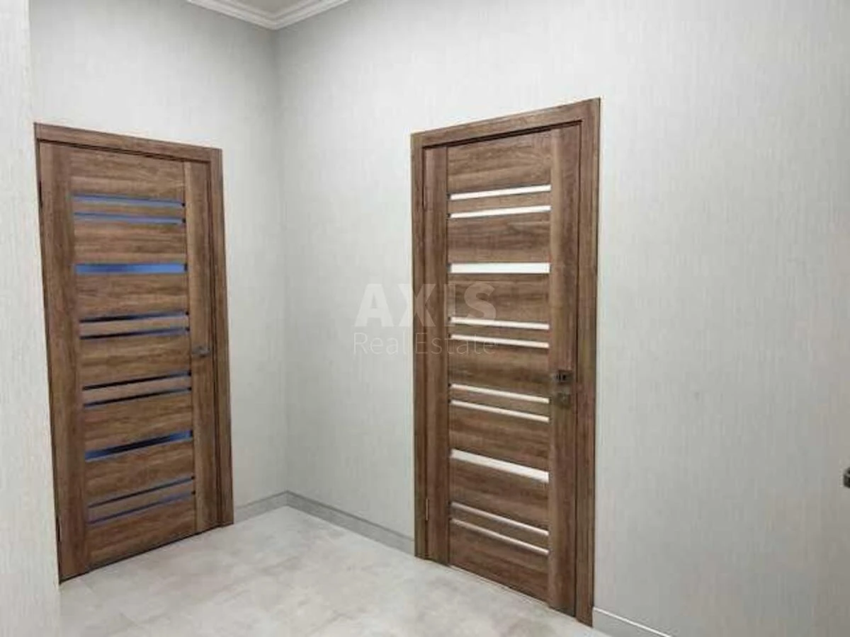 Office vul. Zhyljans'ka 68, 75m26443015