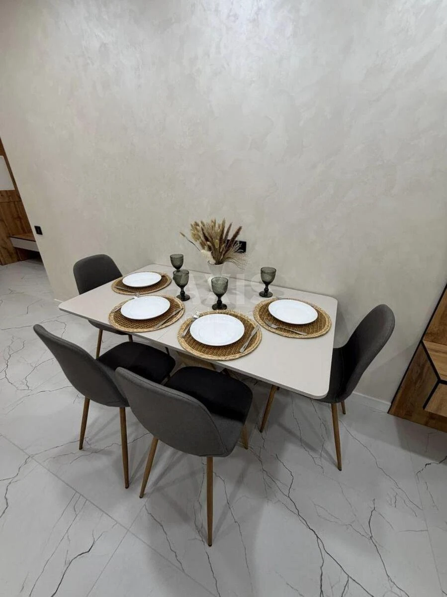 1k apartment vul. Oleksandra Olesja 27А678472