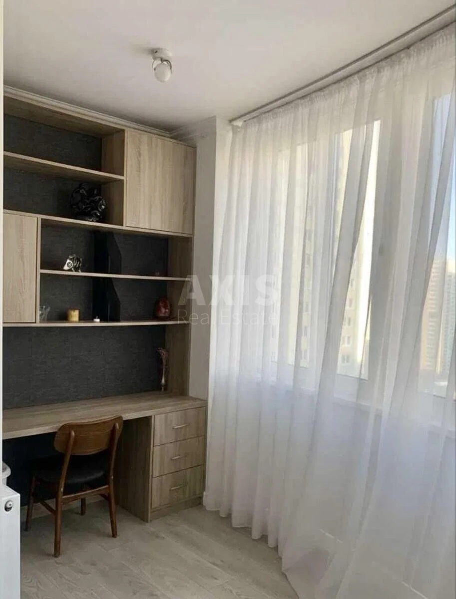 3k apartment vul. Ahmatovoi' Anny 306455117