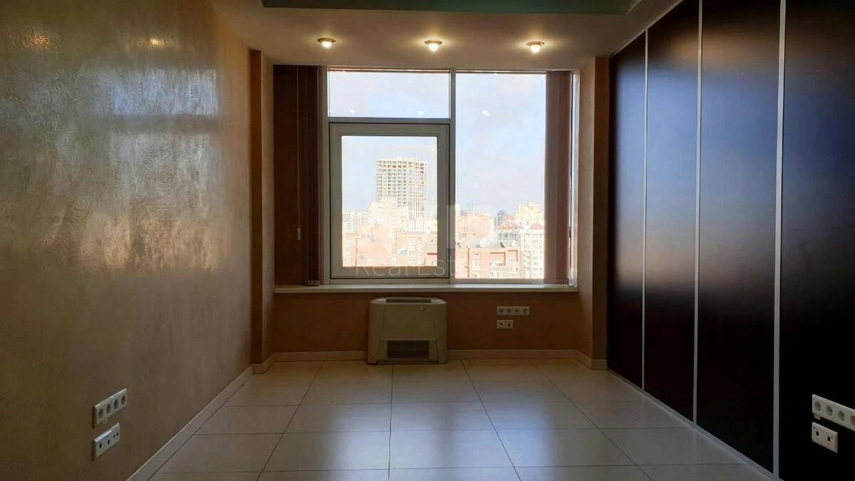 Office vul. Antonovycha 172, 100m2666619