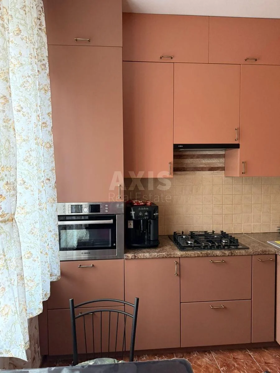 2к квартира пр-т Лобановского 57
