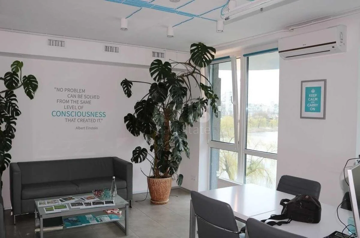 Офіс пр-т Соборності 30А, 57м2
