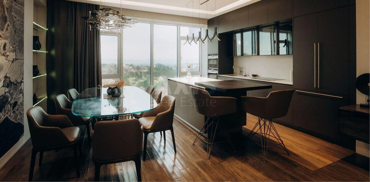 4к квартира ул. Бусловская 12621620