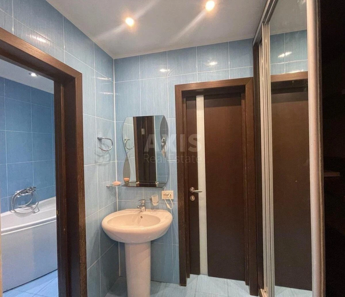 3k apartment vul. Karpats'ka 12682835