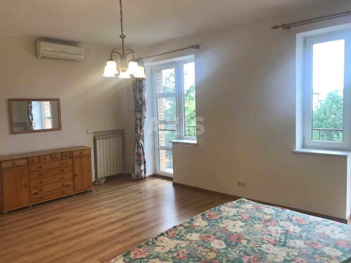 Дoм ул. Богатырская, 438м2, город Киев5834515