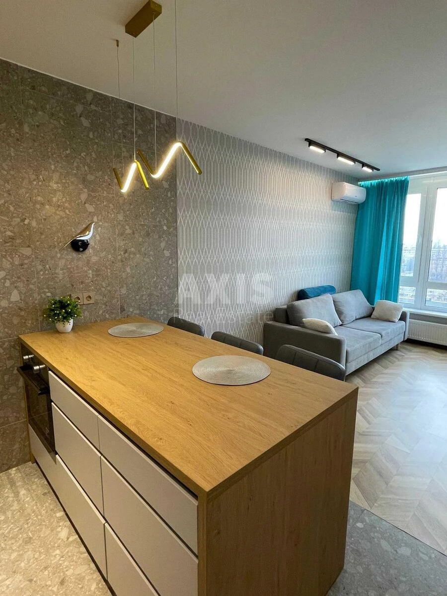 1k apartment prov. Uzhgorods'kyj 4/1714021
