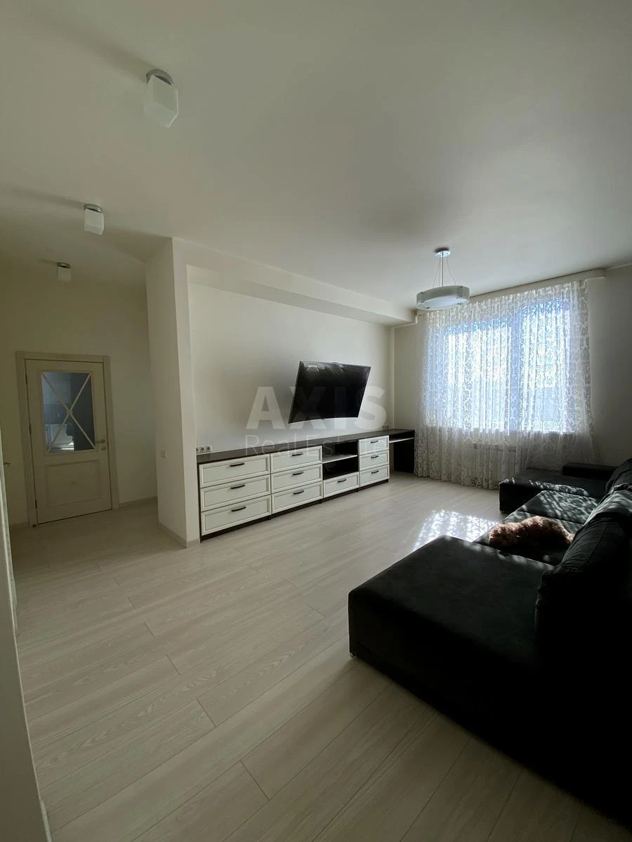 3k apartment vul. Chervonogvardijs'ka 8685514