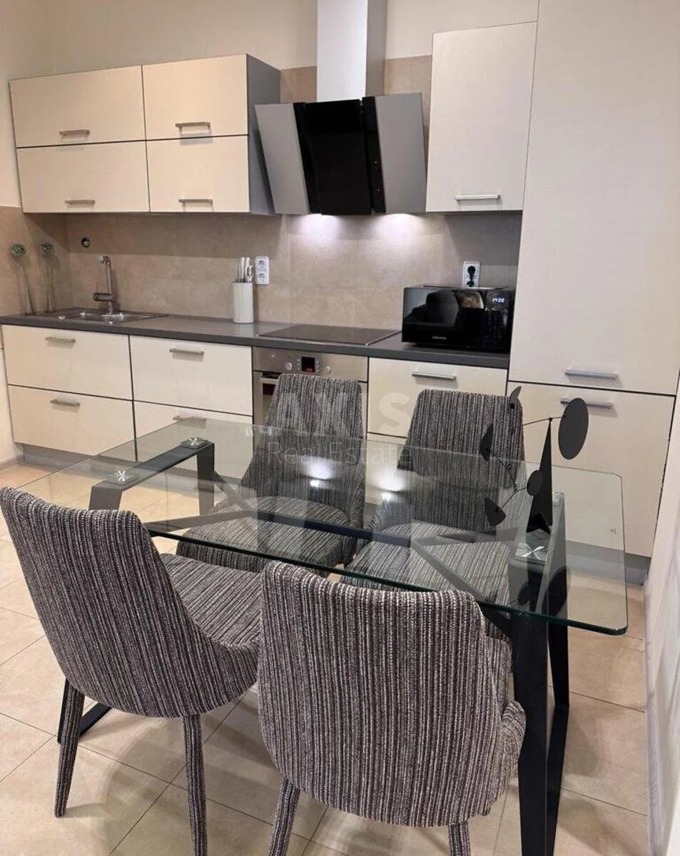 2k apartment vul. Zhyljans'ka 30А63374