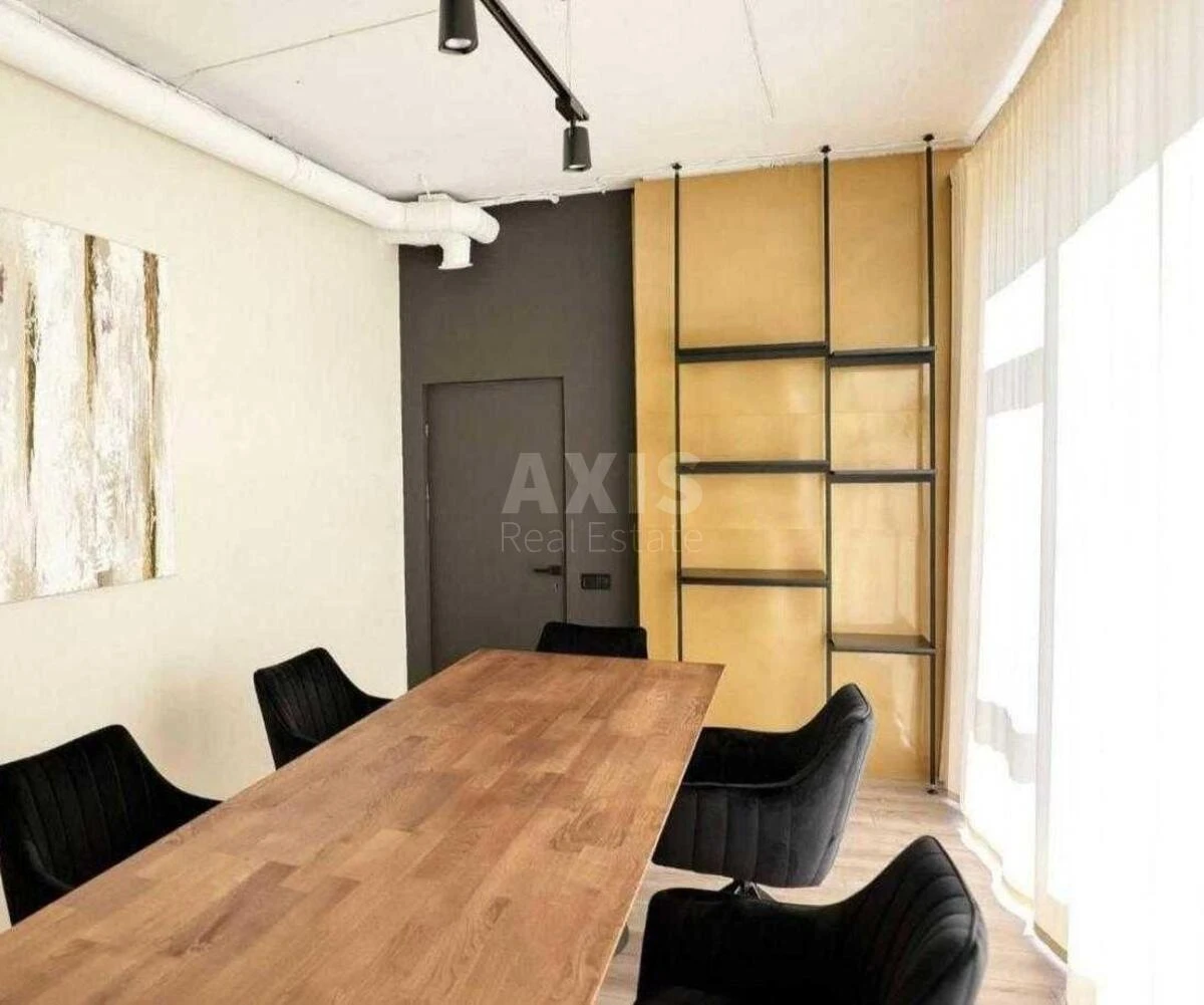 Office vul. Buslivs'ka 12, 125m270630