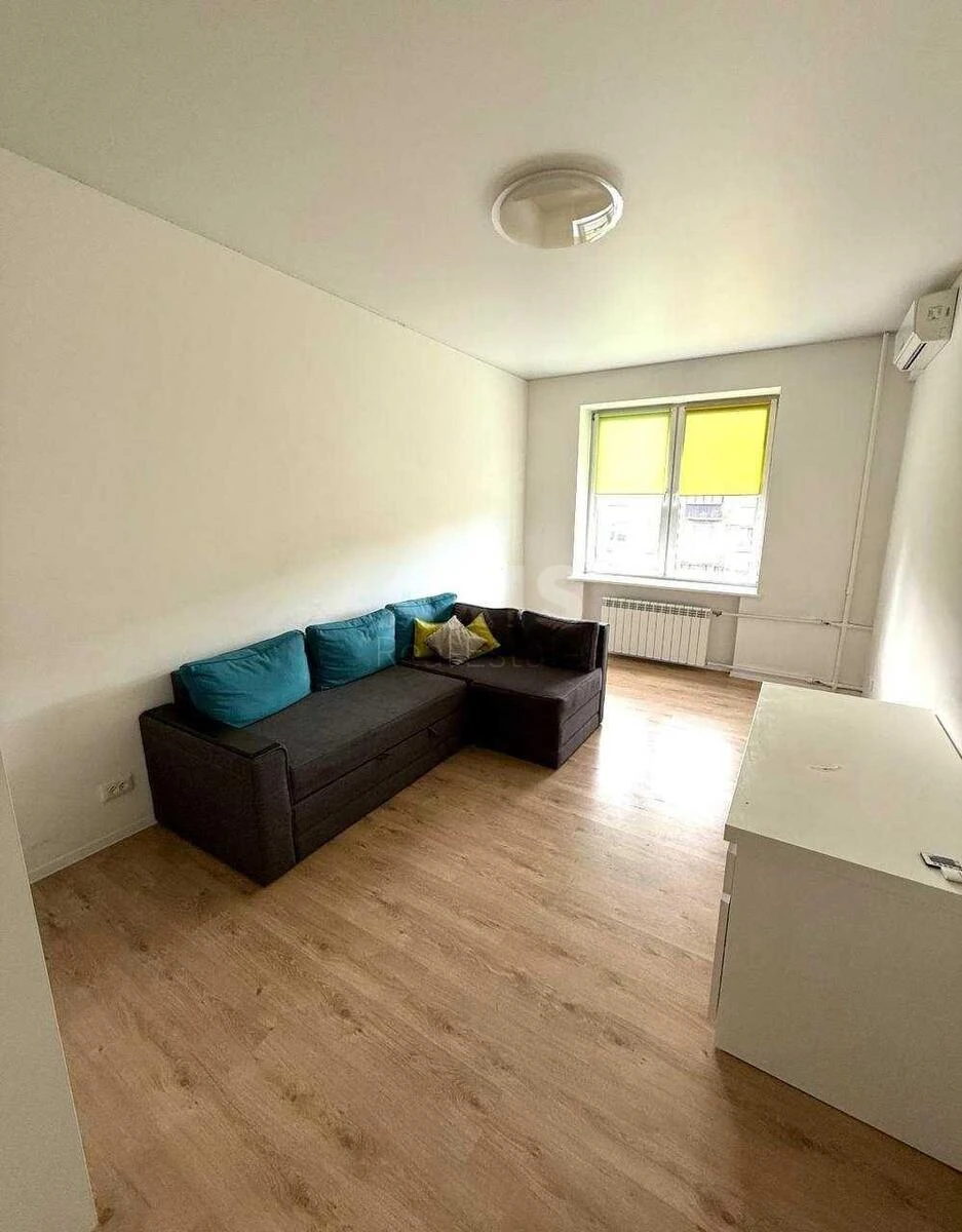 2к квартира ул. Алексы Тихого 38/19655894