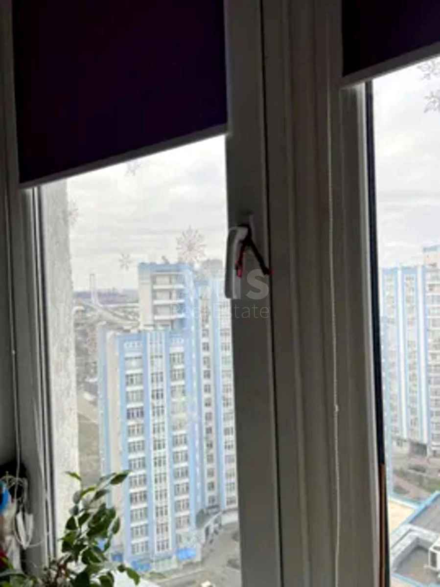 2k apartment nab. Dniprovs'ka 26А6389512