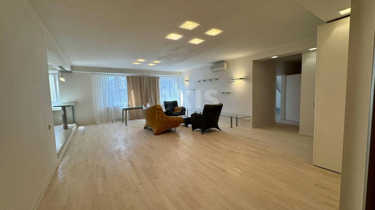 3k apartment vul. Nazarivs'ka 7Б673752