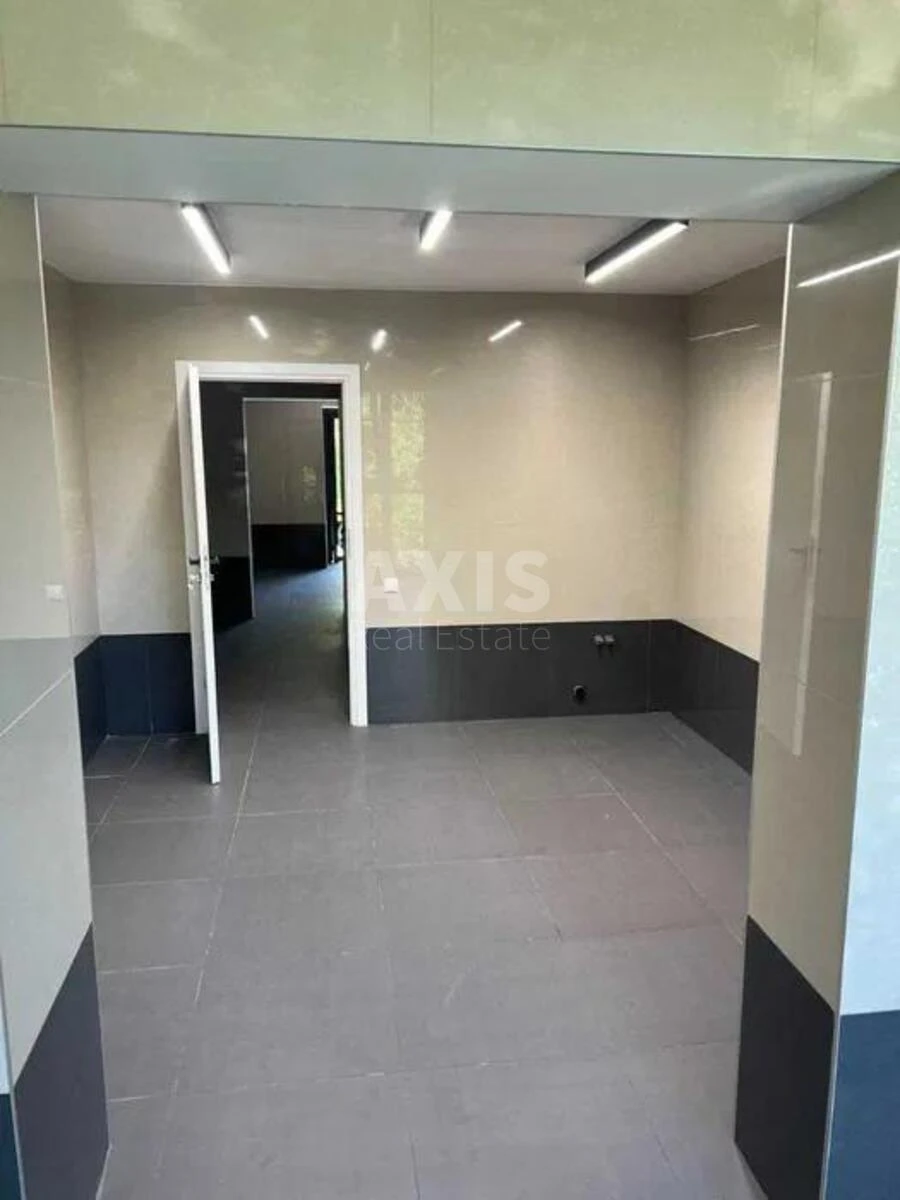 Trade object vul. Dragomanova 8, 100m2674332