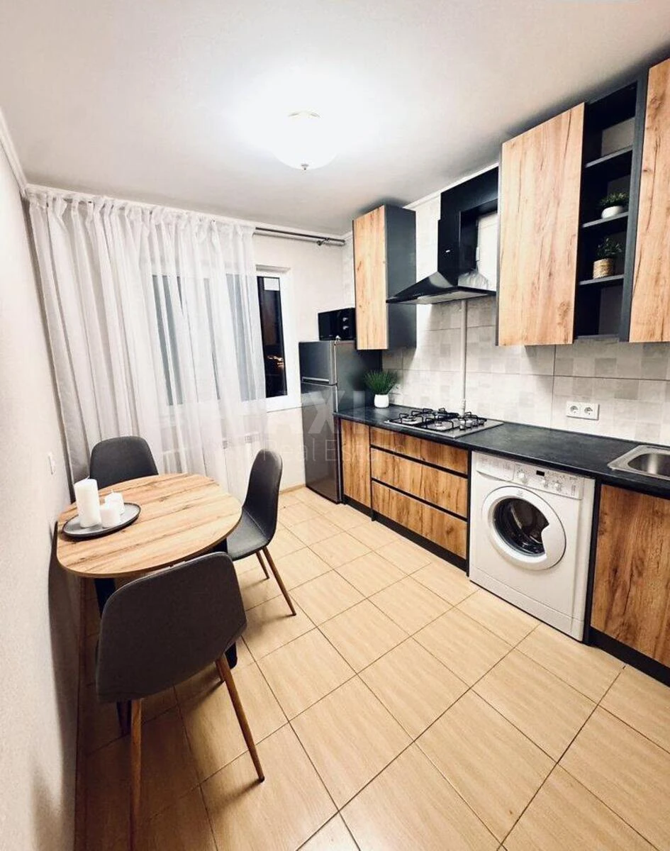 2k apartment vul. Mechnykova 7А68406