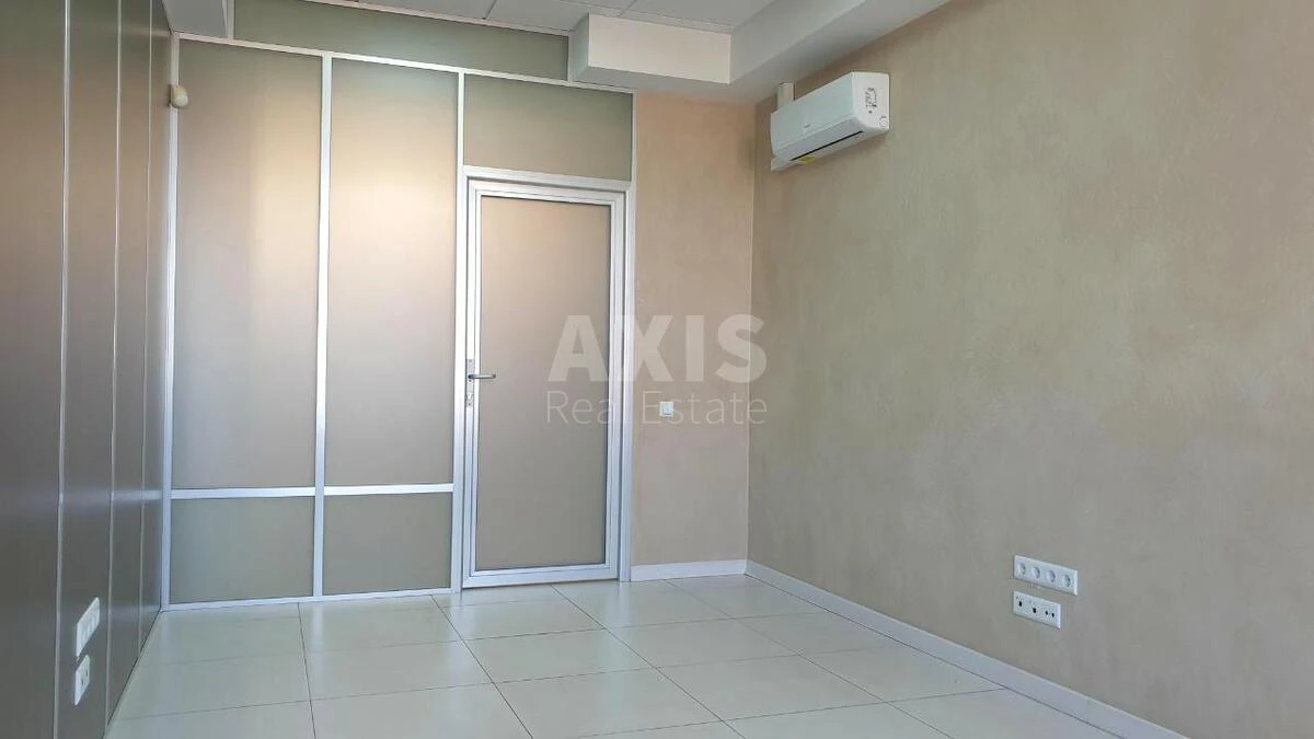 Офис ул. Антоновича 172, 100м26666110