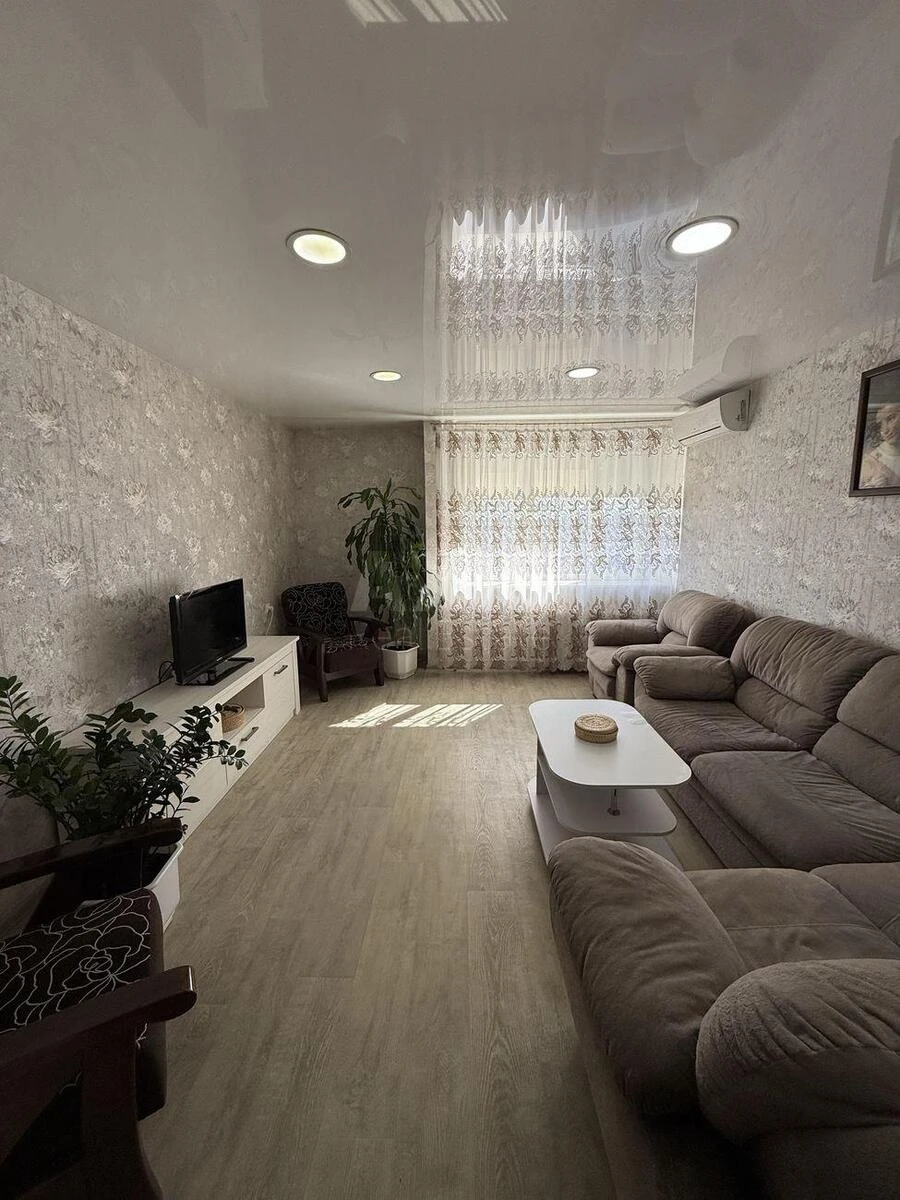 2k apartment vul. Antonovycha 165711011
