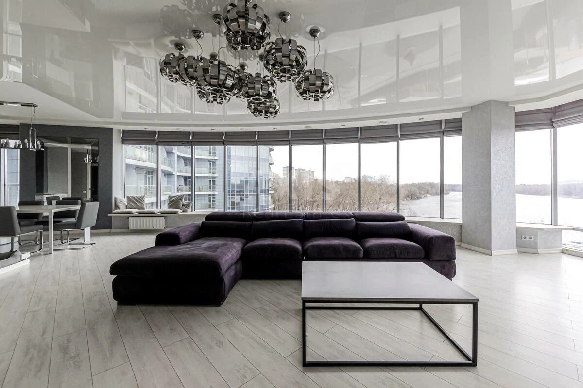 3k apartment vul. Okipnoi' Rai'sy 18701830