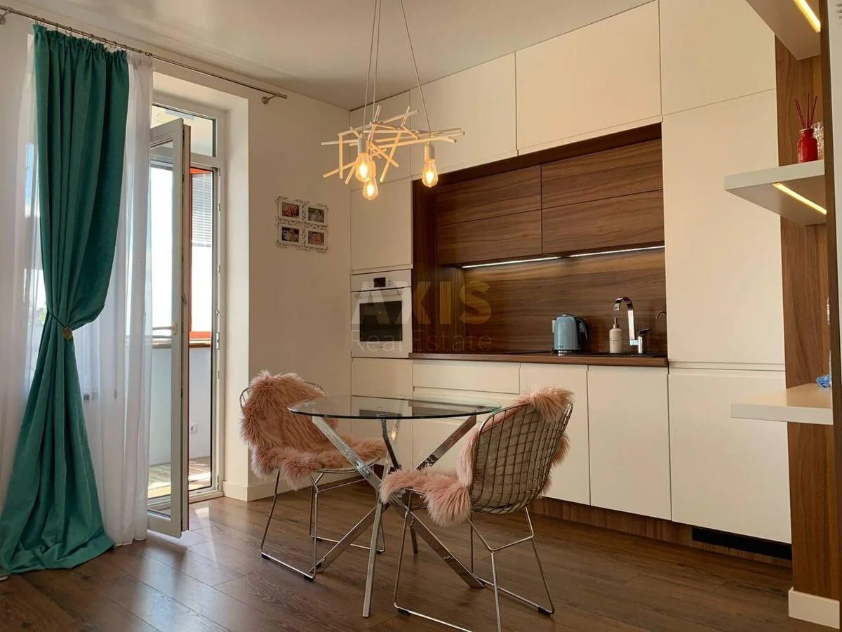 1k apartment bul. Lepse Ivana 6В