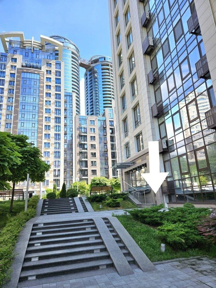 Service object vul. Saperne Pole 5, 80m263137