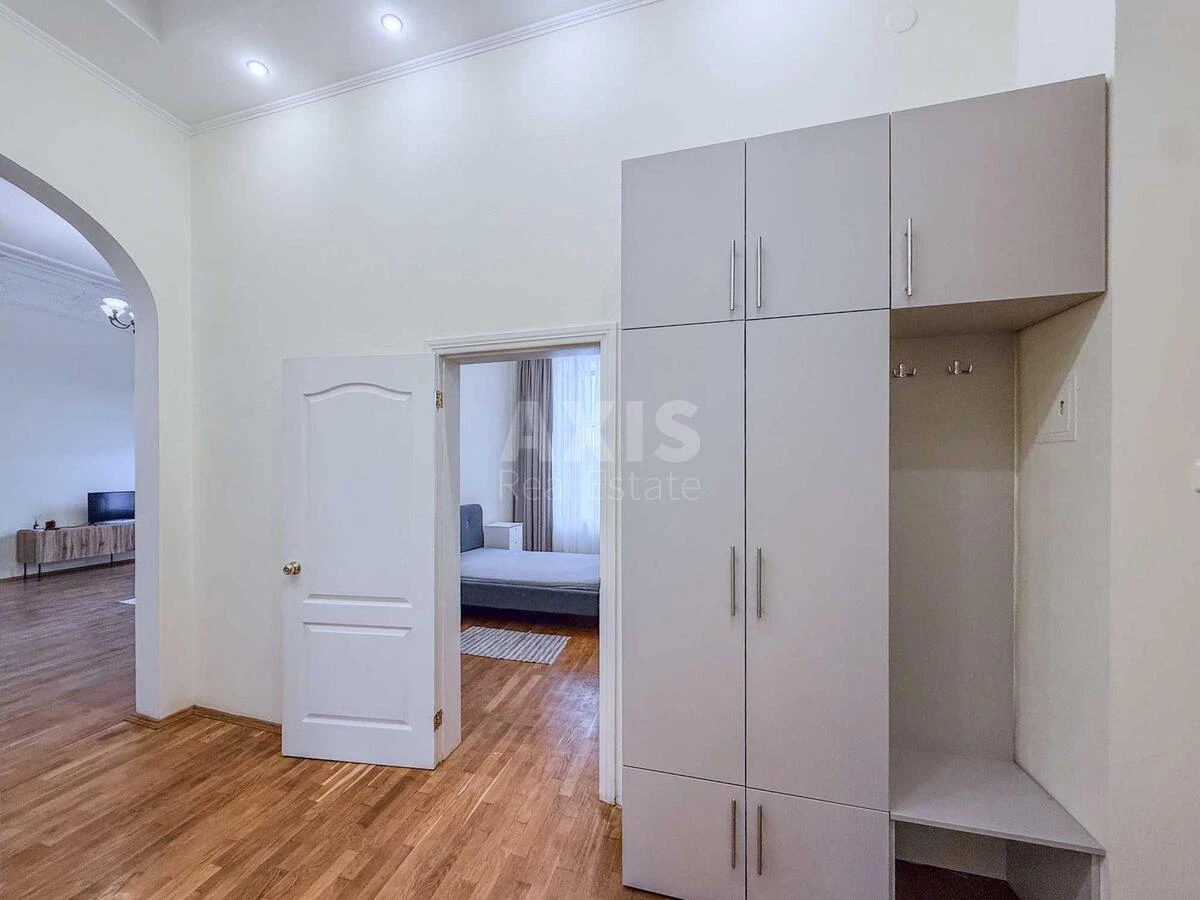 4k apartment vul. Jaroslaviv Val 46706414
