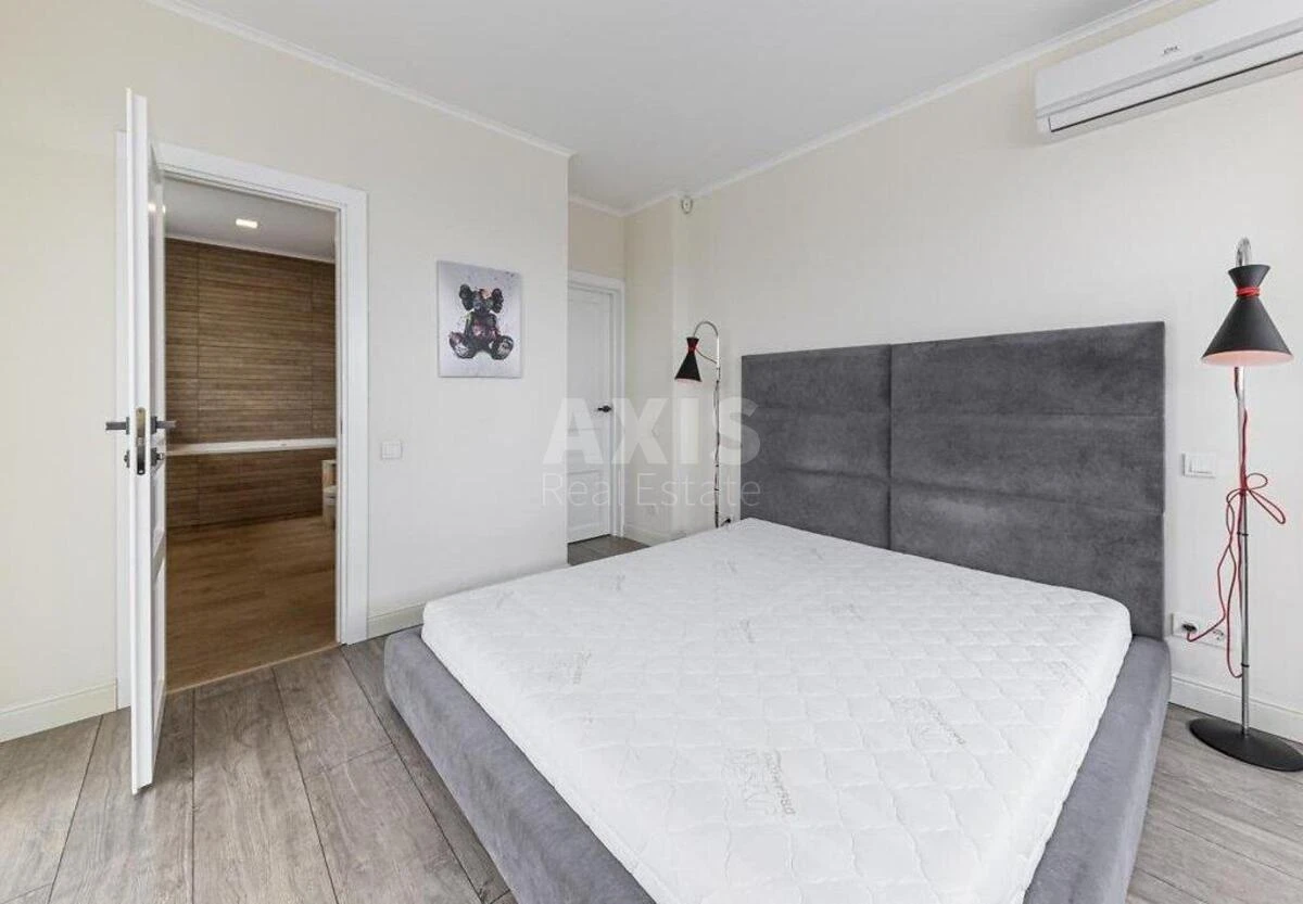 3k apartment vul. Bogdanivs'ka 7А542088