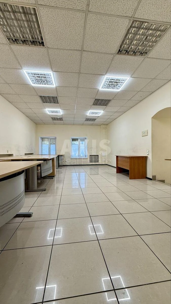 Office vul. Nimec'ka 3, 85m2700881