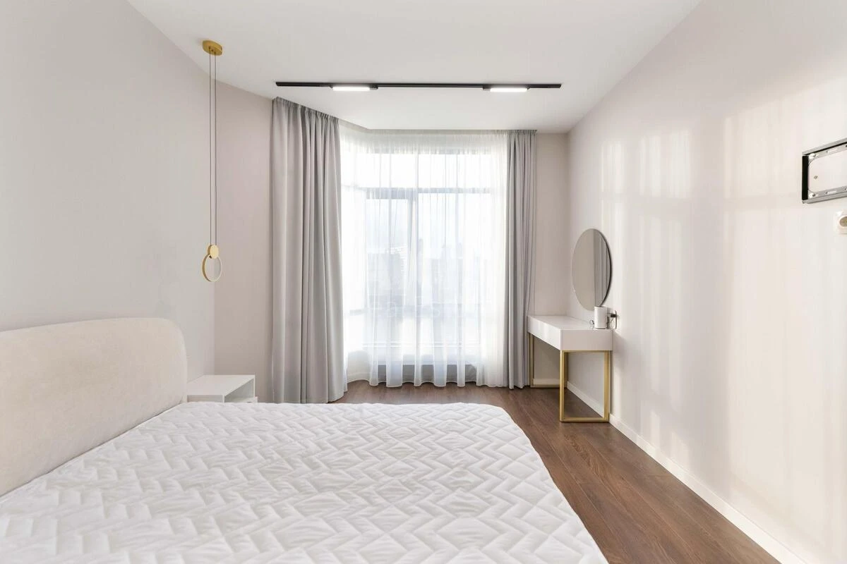 4k apartment vul. Strutyns'kogo Sergija 26312020