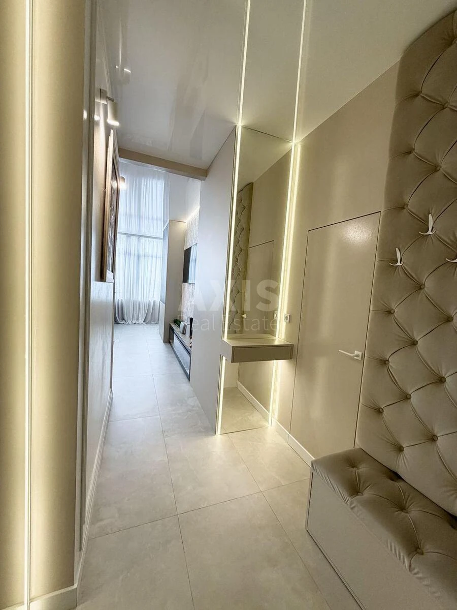 2k apartment vul. Lypkivs'kogo Vasylja Mytropolyta 37Г716219