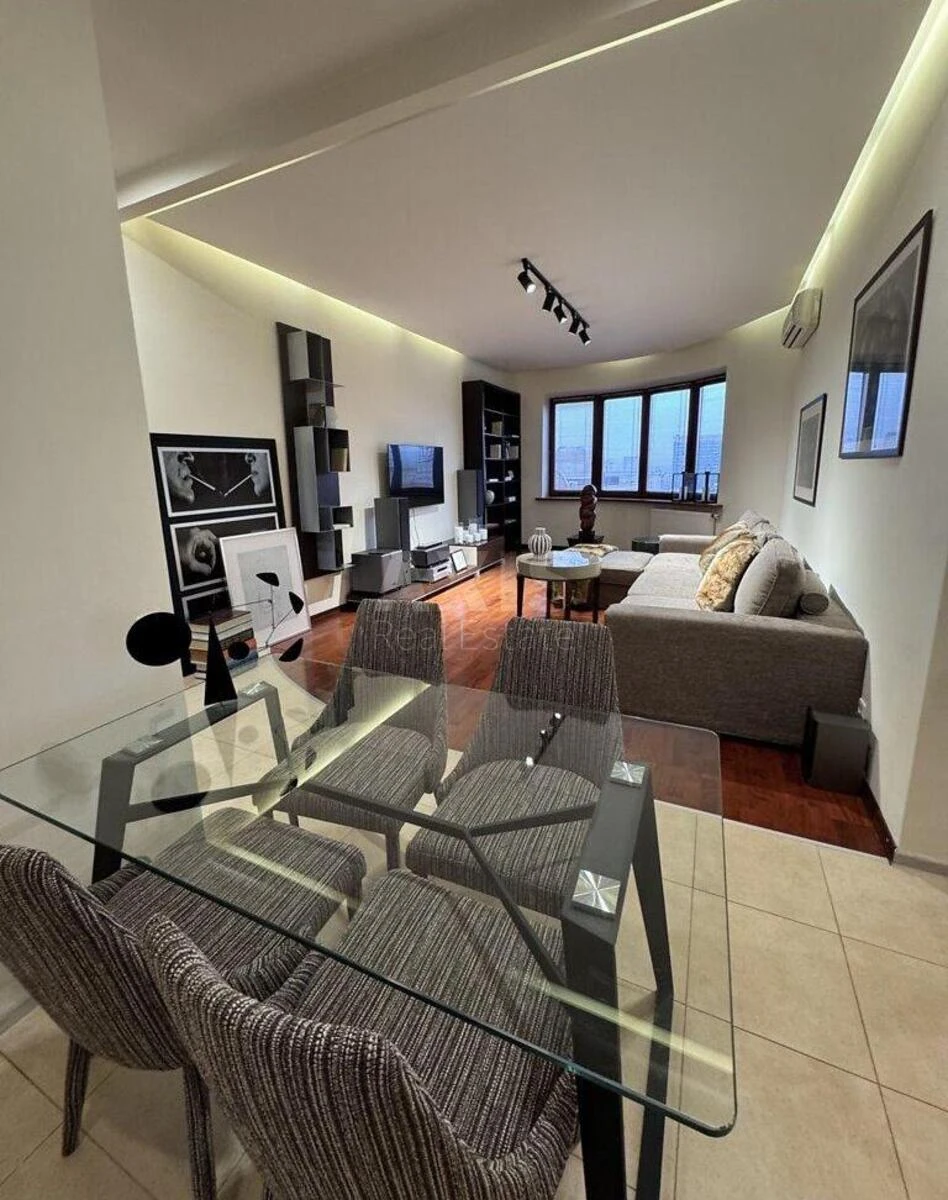 2k apartment vul. Zhyljans'ka 30А633741