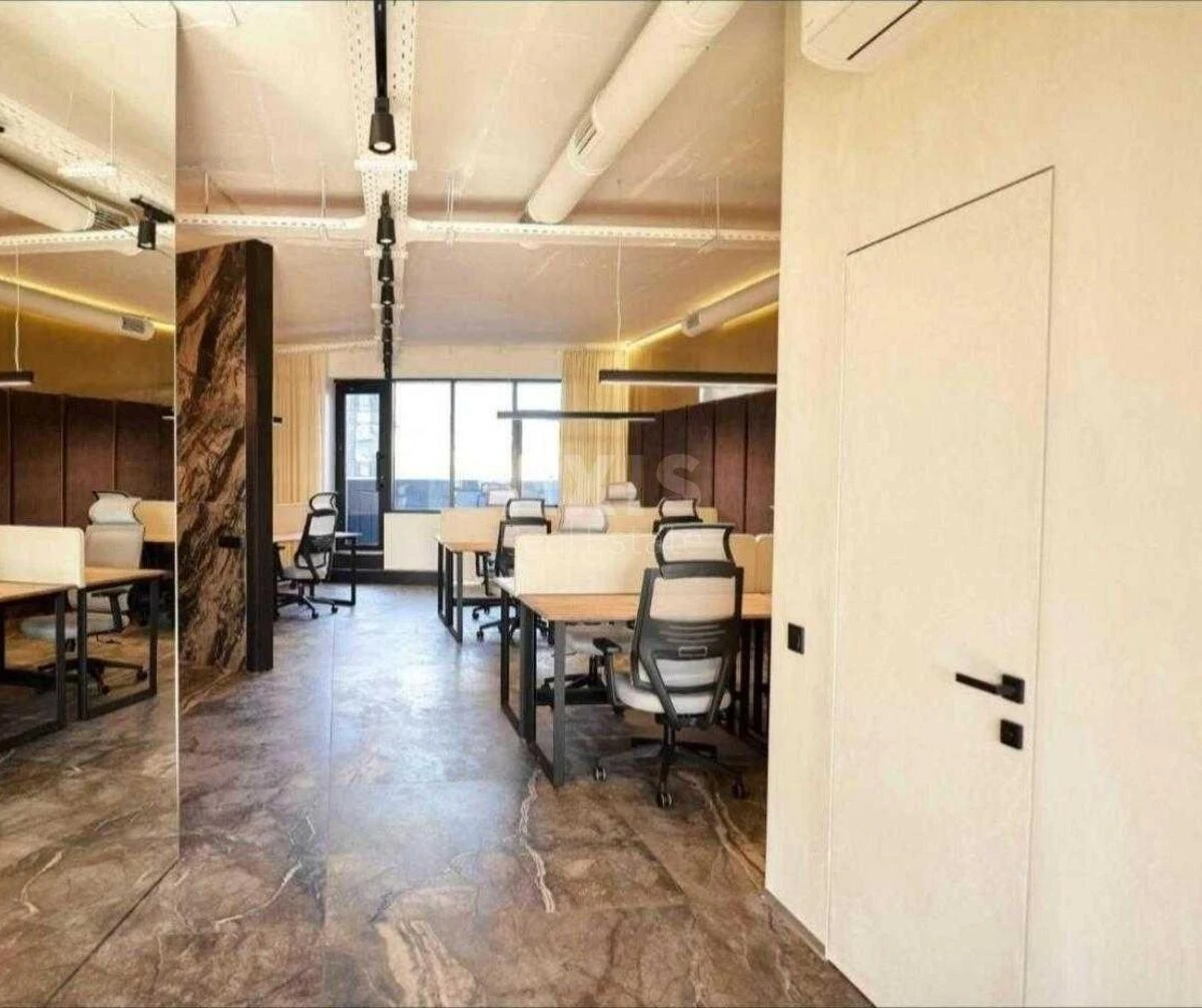 Офис ул. Бусловская 12, 125м2706301