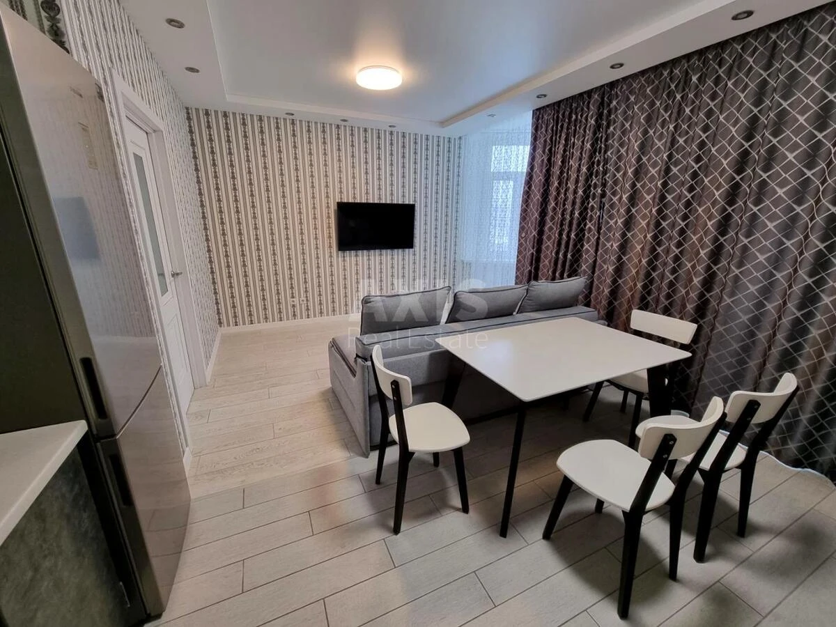 3k apartment vul. Lypkivs'kogo Vasylja Mytropolyta 37Г657711