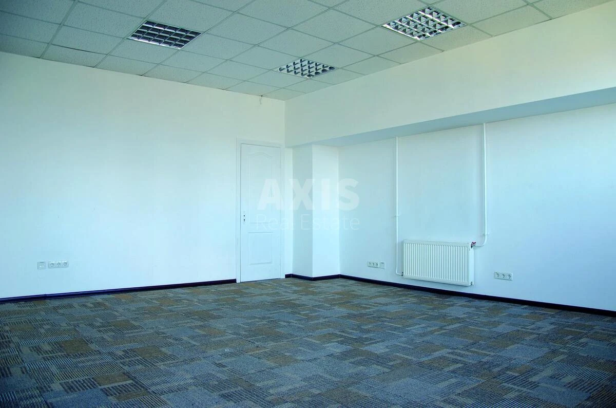 Office vul. Geroi'v Kosmosu 4, 74m2678034