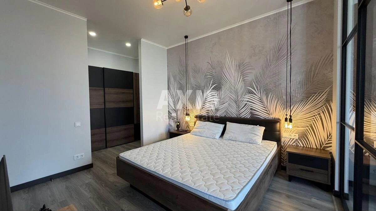1k apartment vul. Zhyljans'ka 68693044