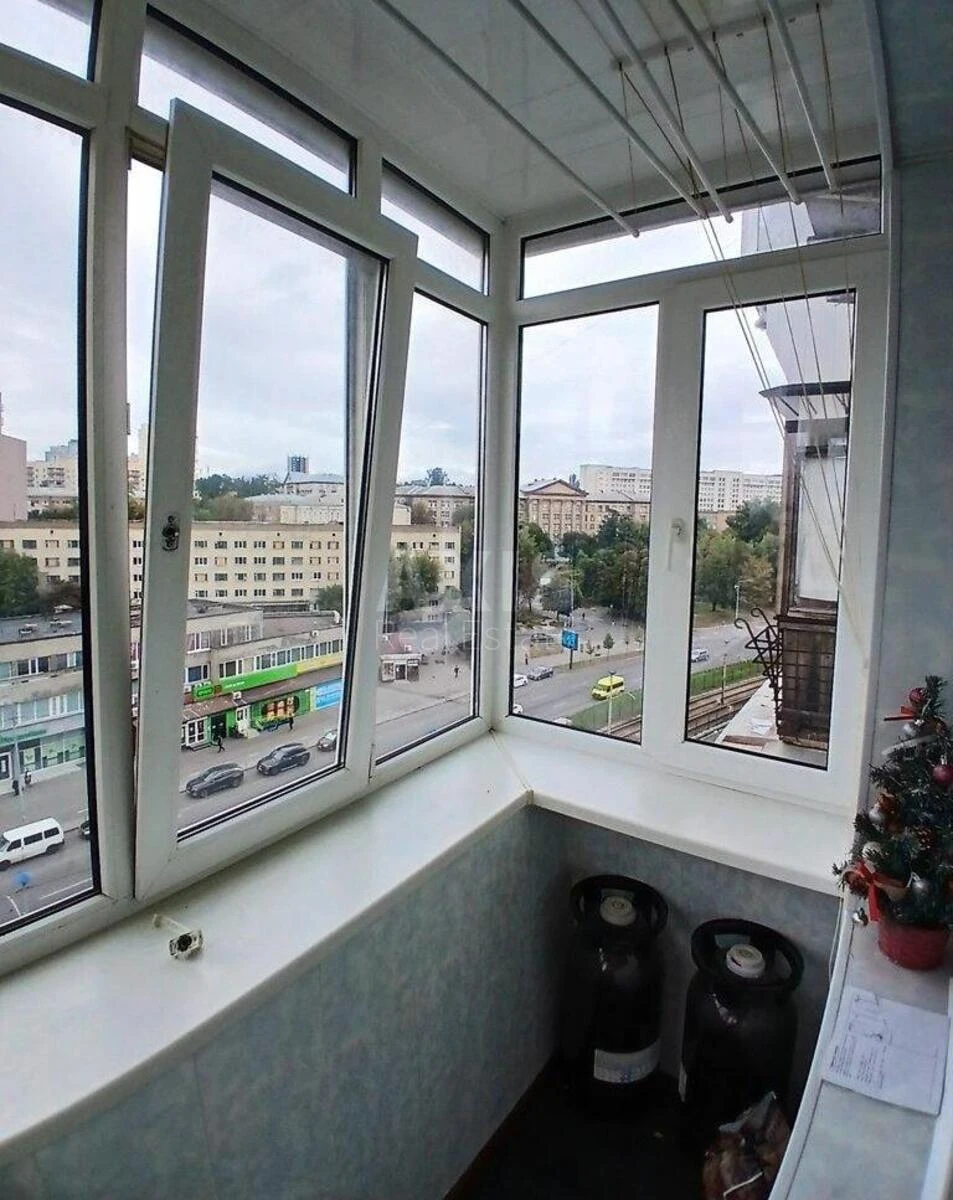 2к квартира ул. Борщаговская 1177093913
