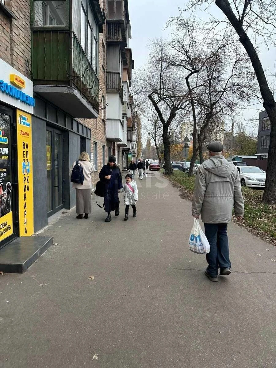 Trade object vul. Golovka Andrija 6, 18m2651280