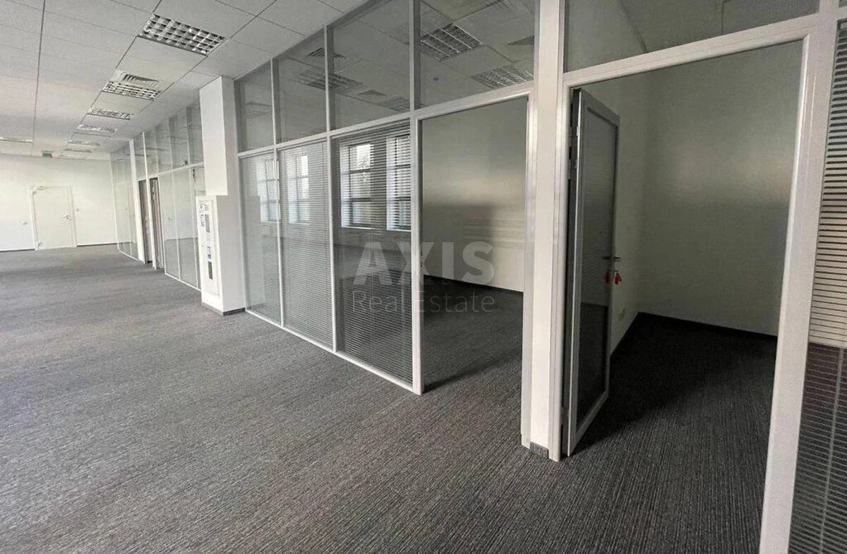 Office vul. Novokostjantynivs'ka 18, 635m265115