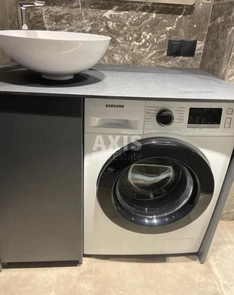 1k apartment vul. Glybochyc'ka 136298613