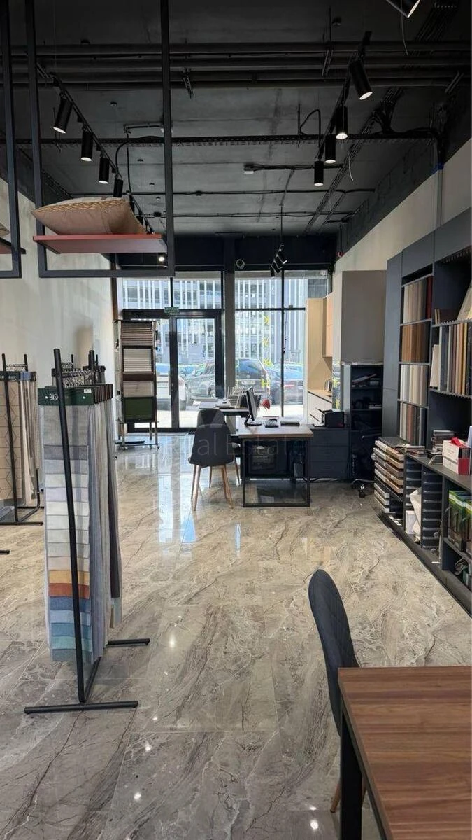 Объект торговли ул. Александра Олеся 8А, 58м2698472