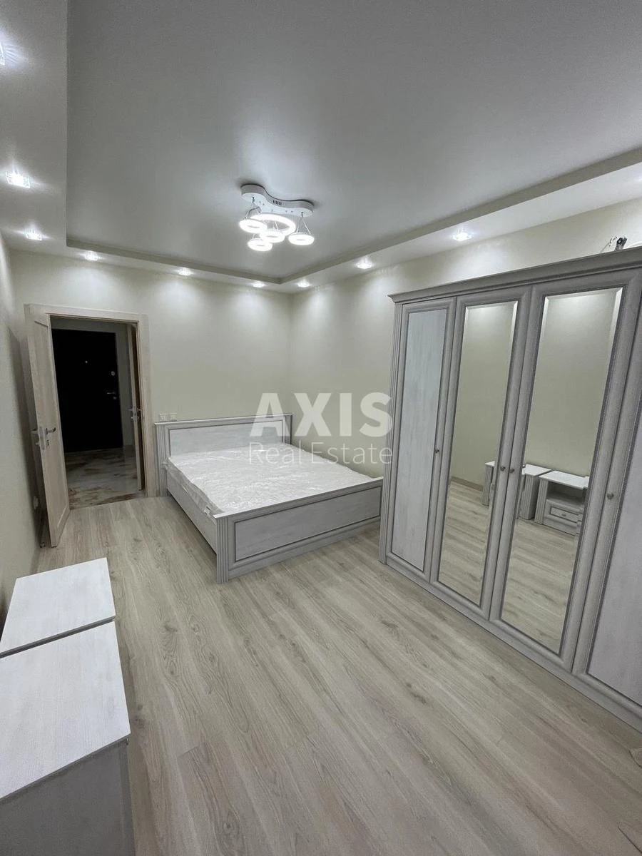 1k apartment nab. Dniprovs'ka 18443223